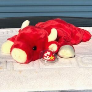 Snort the Red Bull . TY Beanie Buddies . Rare